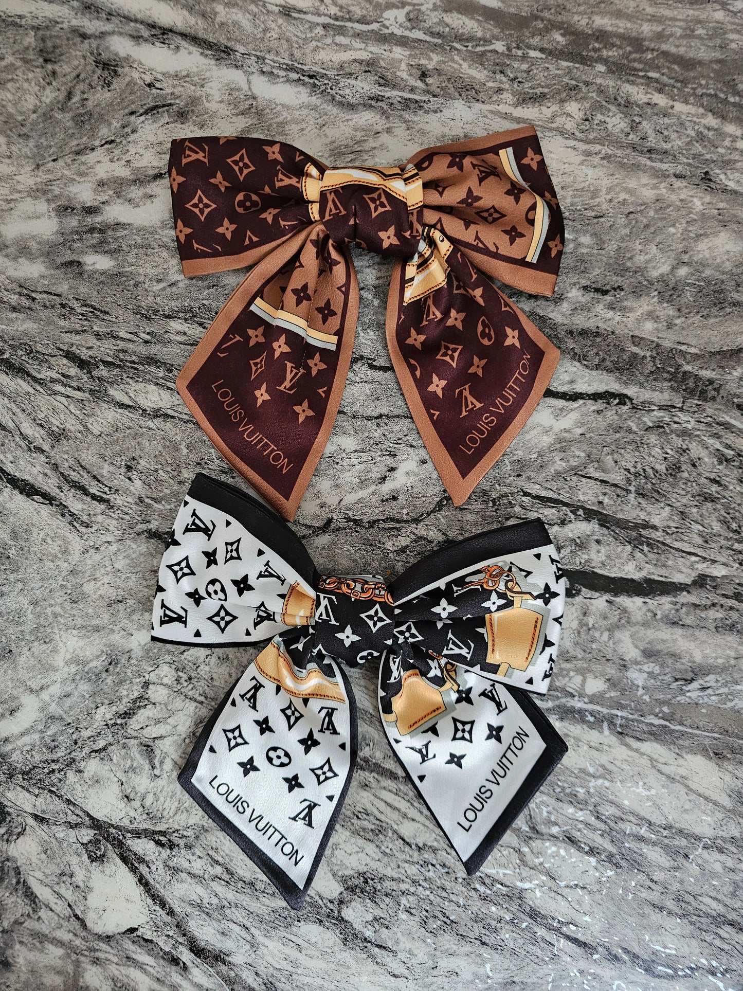 New XL printed LV hair bow