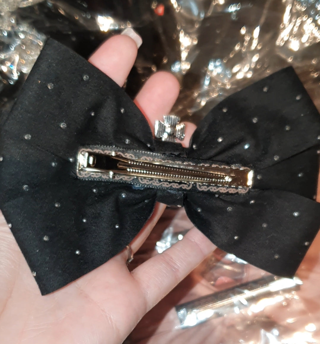 HAIR BOWS large Prada bows