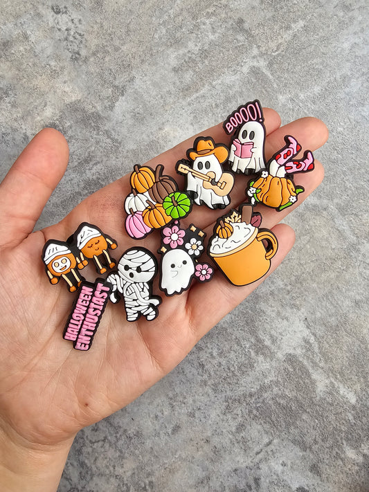 Exclusive halloween and autumn shoe charms!